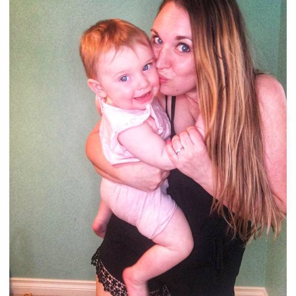 Meet your Posher, Amanda - Picture 1 of 1